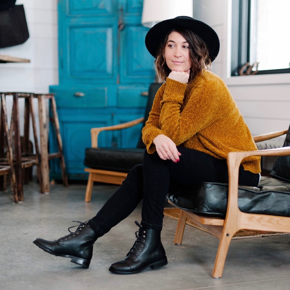 THURSDAY BOOTS Black “Captain”